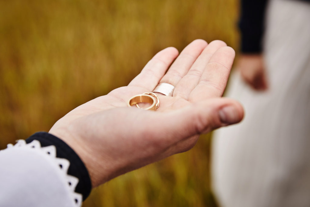 How to Elope in Iceland — Styrmir & Heiðdís Photography